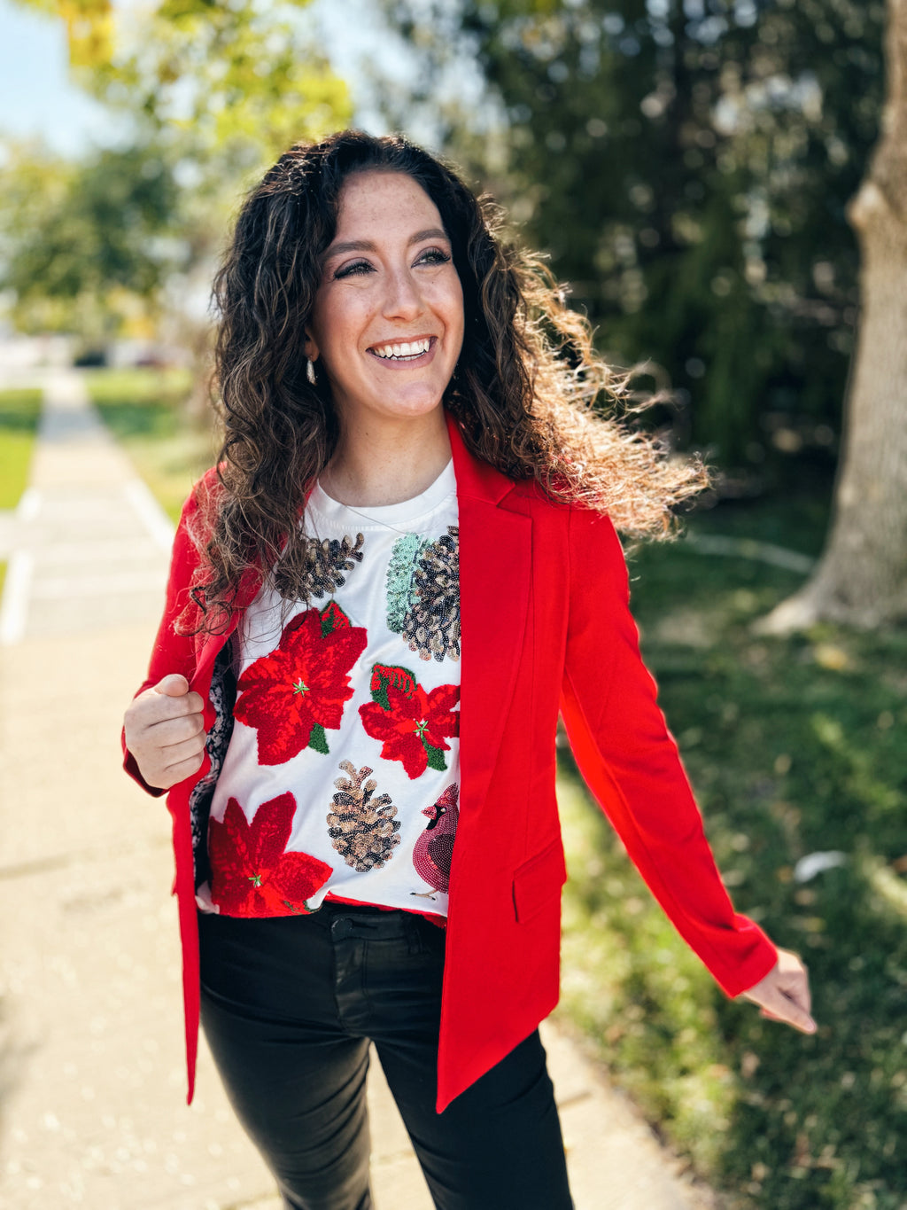 Queen of Sparkles Poinsettia and Pine Cone Tee